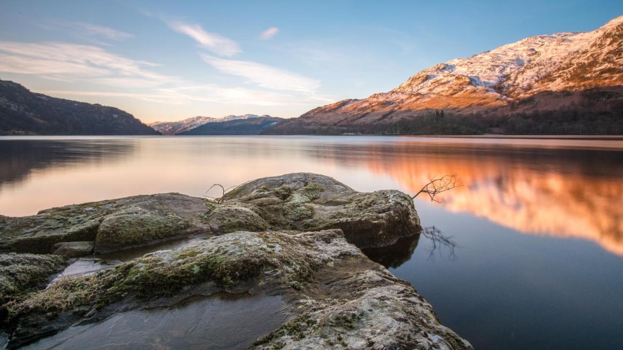 Lomond Castle Penthouse Apartment Luss Bagian luar foto